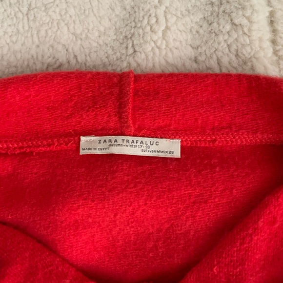 REALLY SOFT HOODIE! WORN ONCE - Picture 3 of 3